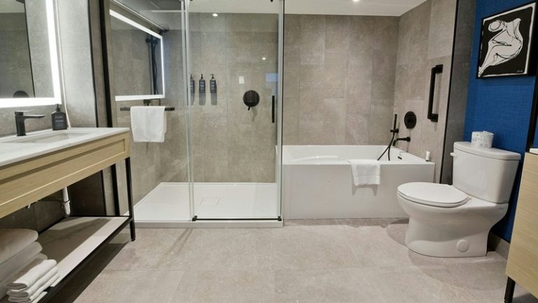 Sheraton Laval Hotel