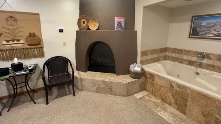 Slot Canyons Inn