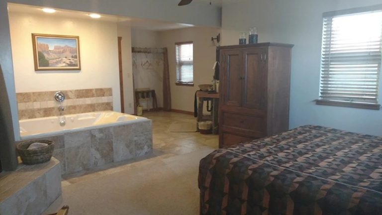 Slot Canyons Inn