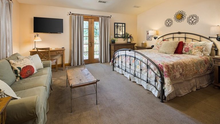 Sunflower Hill Inn