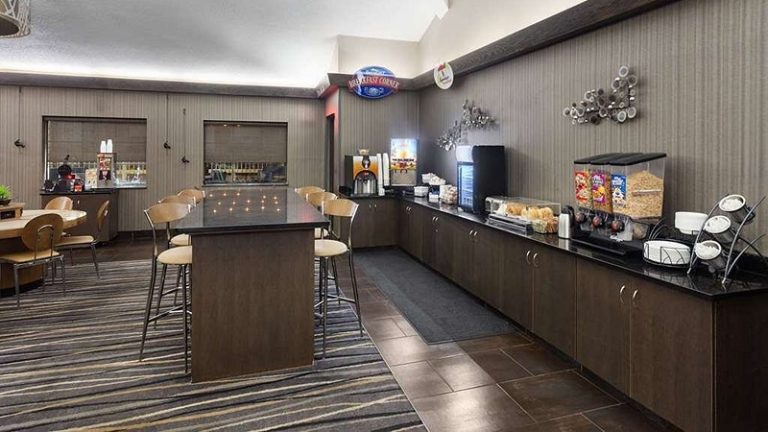 Super 8 By Wyndham Copley Akron
