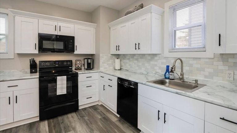 The Alley House | Merion Village