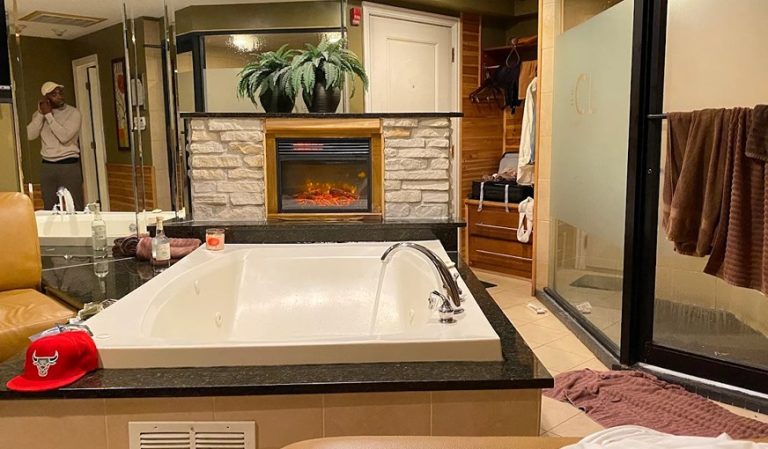 The Champagne Lodge & Luxury Suites