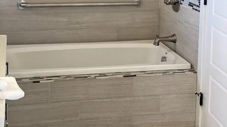 The Flagstone Boutique Inn & Suites