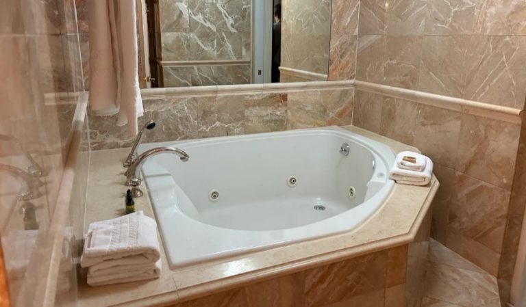 The Kimberly Hotel & Suites