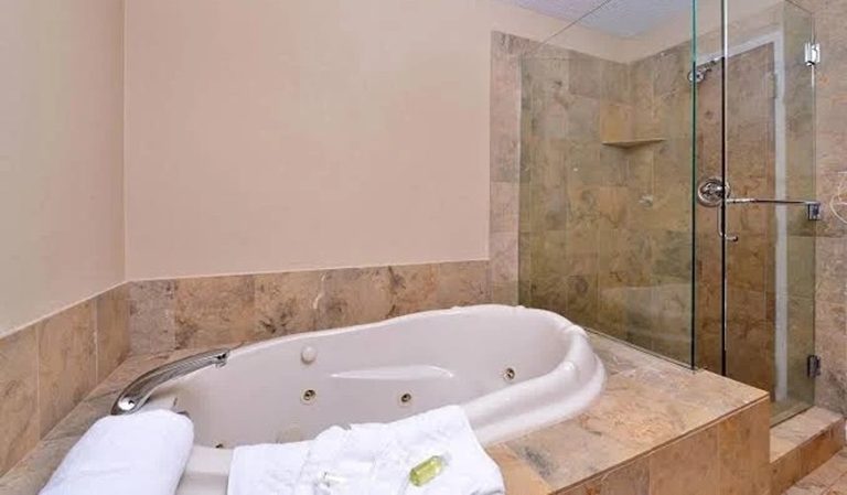 TownePlace Suites by Marriott Detroit Warren