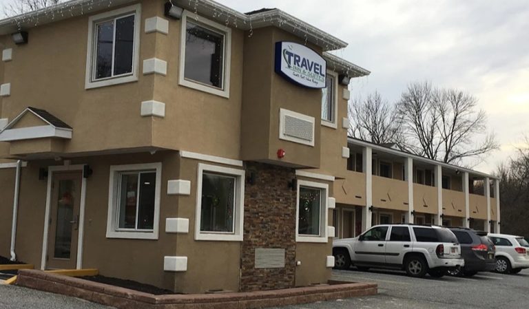 Travel Inn & Suites