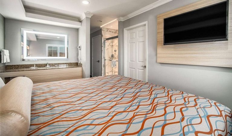Travelodge Inn & Suites by Wyndham Bell Los Angeles Area