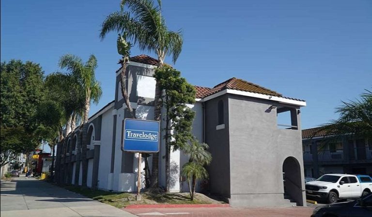 Travelodge by Wyndham Whittier