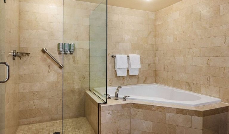 Viana Hotel and Spa, Trademark Collection by Wyndham