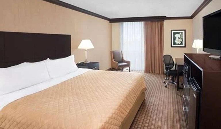 Wyndham Garden Schaumburg Chicago Northwest