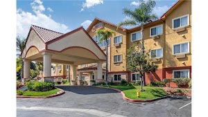 Comfort Suites Near Six Flags Magic Mountain place picture