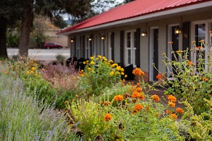 The Flagstone Boutique Inn & Suites place picture