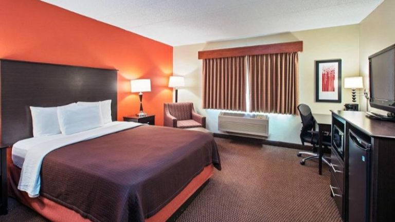 AmericInn Lodge & Suites Ham Lake