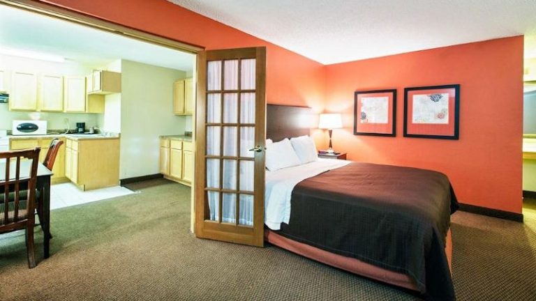 AmericInn Lodge & Suites Ham Lake
