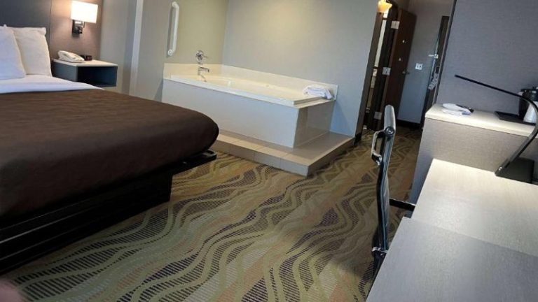 AmericInn by Wyndham Republic