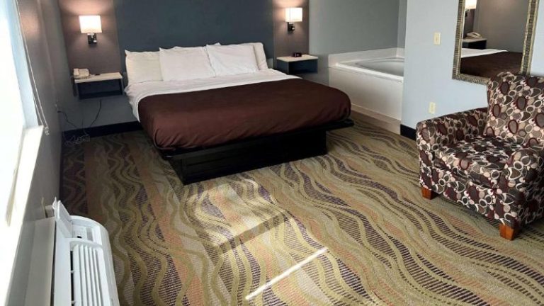 AmericInn by Wyndham Republic