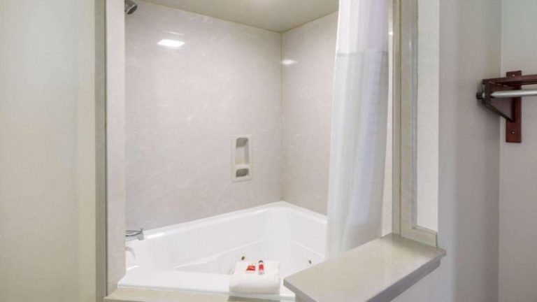 Baymont by Wyndham Biloxi/Ocean Springs