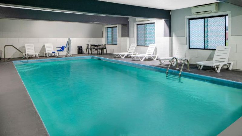 Baymont by Wyndham Pooler/Savannah, room with private jacuzzi, photo 6