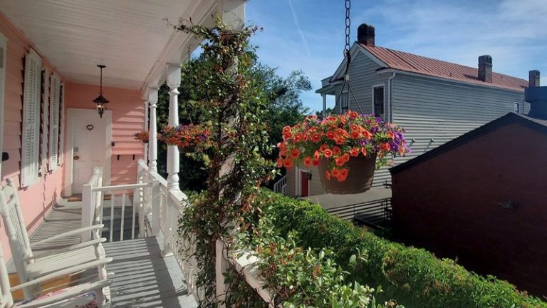 Bijou Boutique Inn