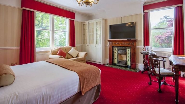 Brook Hall Hotel