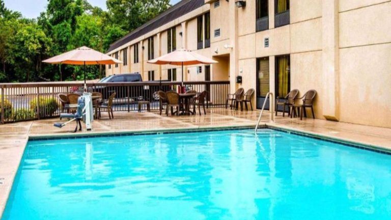 Clarion Inn near Lookout Mountain