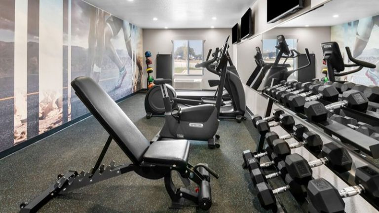 Clarion Pointe Fort Worth East – Arlington