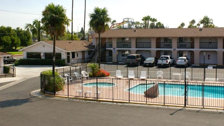 Colony Inn