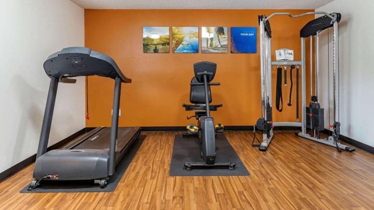 Comfort Inn & Suites Lansing – Dimondale