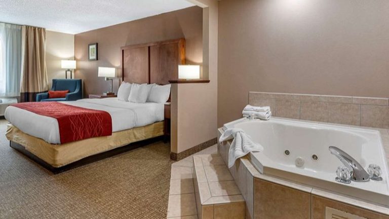 Comfort Inn & Suites Lawrenceburg