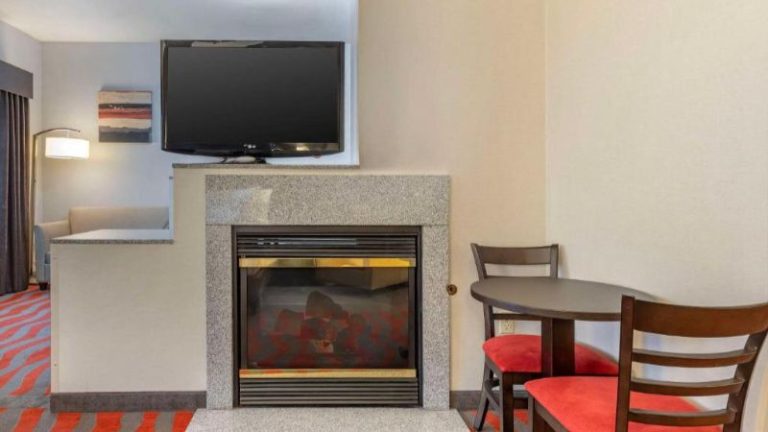 Comfort Suites Boise West Meridian