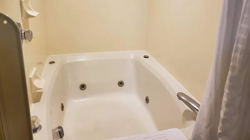 Comfort Suites University – Research Park