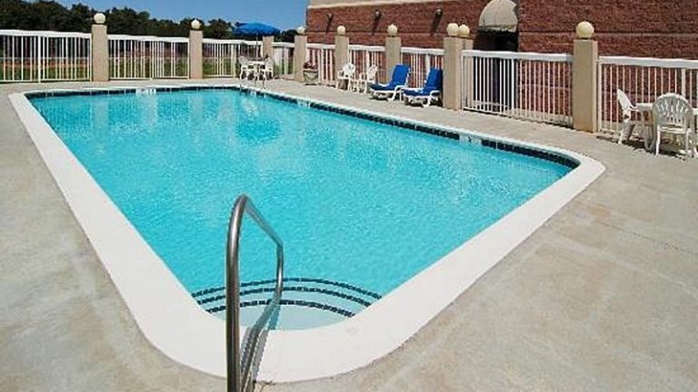 Comfort Suites University – Research Park