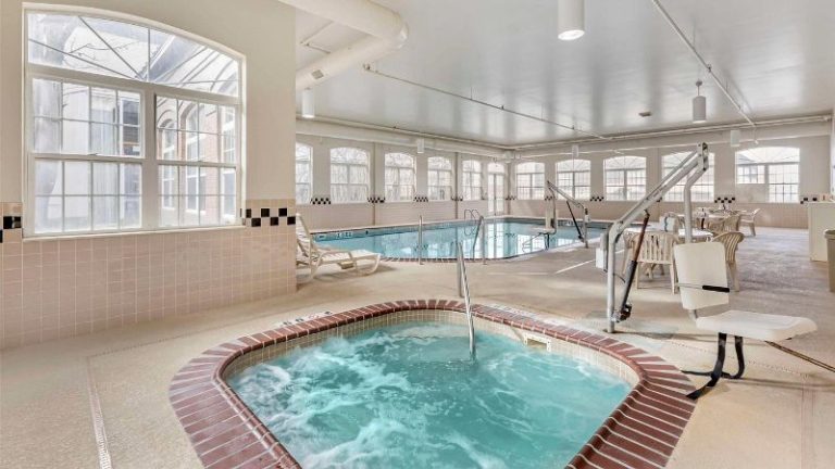 Country Inn & Suites by Radisson, Elk Grove Village/Itasca