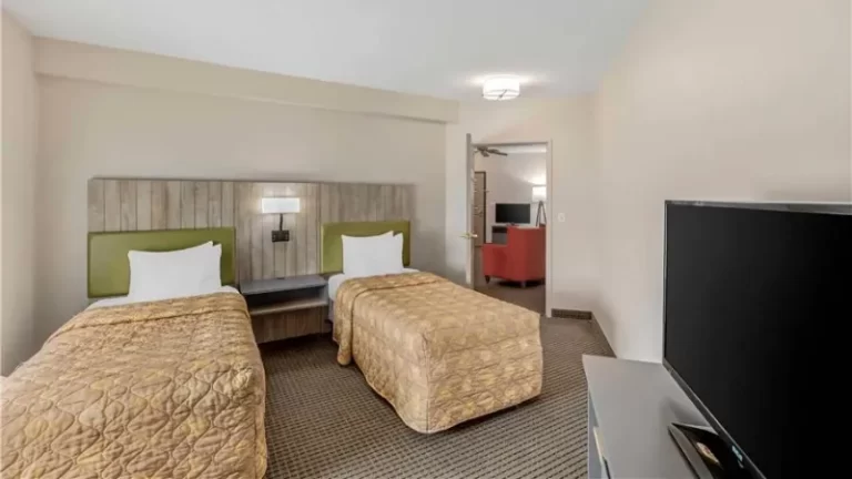 Country Inn & Suites by Radisson, Elk Grove Village/Itasca