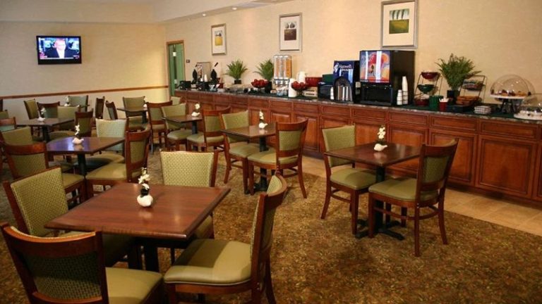Country Inn & Suites by Radisson, Jacksonville West, FL