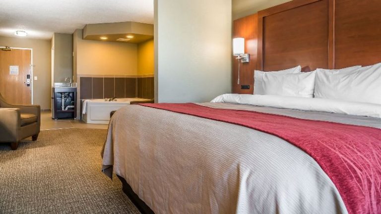 Country Inn & Suites by Radisson, Stillwater, MN