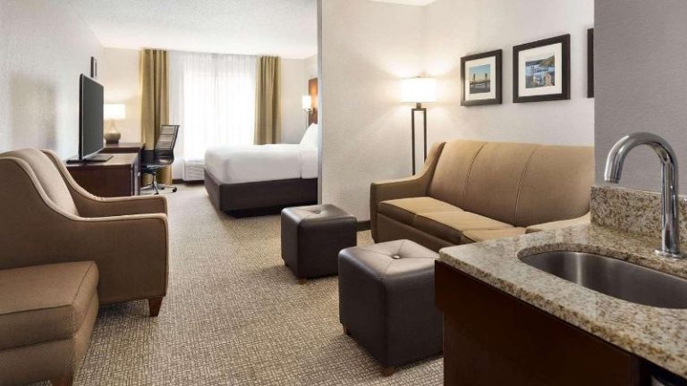 Country Inn & Suites by Radisson, Stillwater, MN