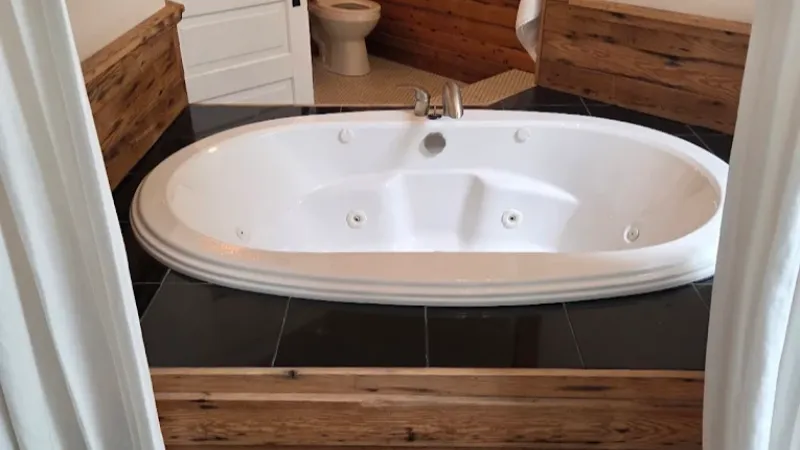 Culture Boutique Hotel, room with private jacuzzi, photo 2