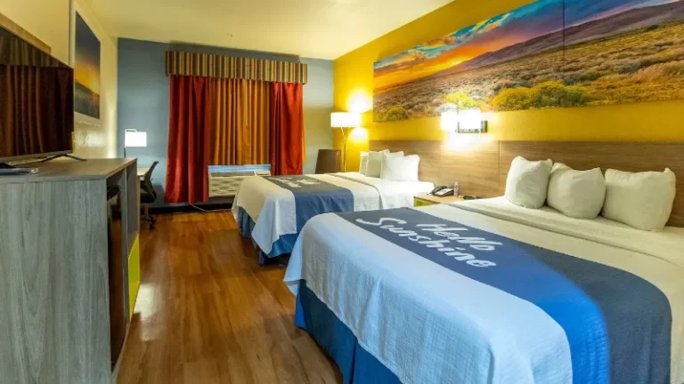 Days Inn & Suites by Wyndham Houston North/Aldine