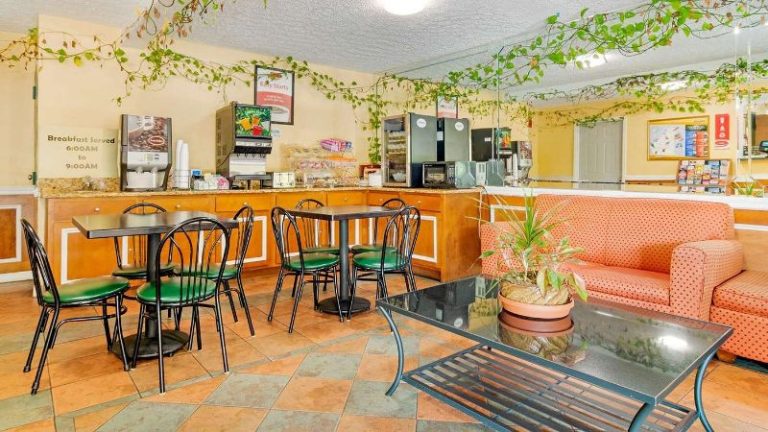 Econo Lodge Decatur – Atlanta East