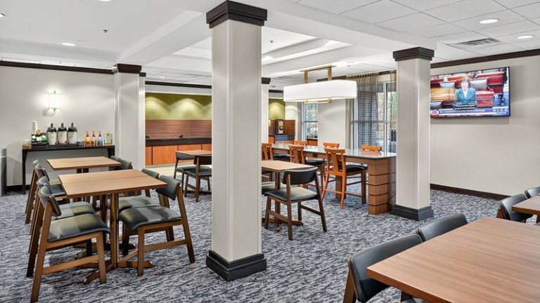 Fairfield by Marriott Inn & Suites Omaha Downtown
