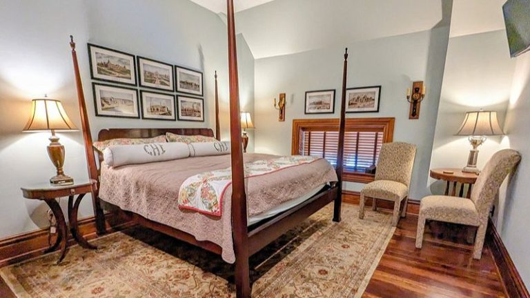 Gothic Heights Inn