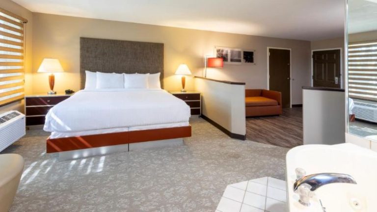 GrandStay Hotel & Suites Mount Horeb-Madison