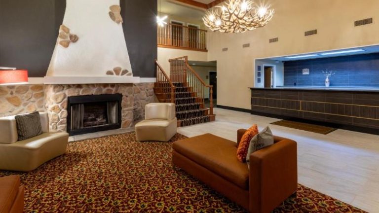 GrandStay Hotel & Suites Mount Horeb-Madison