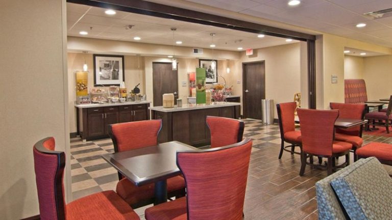 Hampton Inn Columbus-South