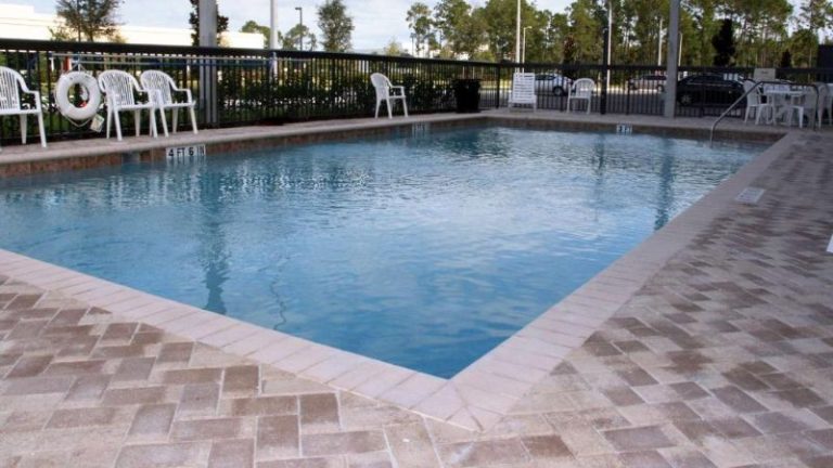 Hampton Inn & Suites Orlando-John Young Pkwy/S. Park