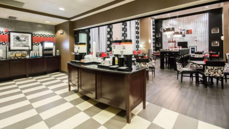 Hampton Inn & Suites Orlando-John Young Pkwy/S. Park