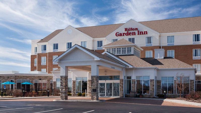 Hilton Garden Inn Cincinnati/Mason, room with private jacuzzi, photo 8
