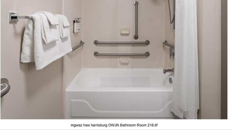 Holiday Inn Express Harrisburg NE by IHG, room with private jacuzzi, photo 3